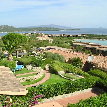 With Swimming Pool In Just 300 Mt From The Sea, With Sea View Aparthotel 3*