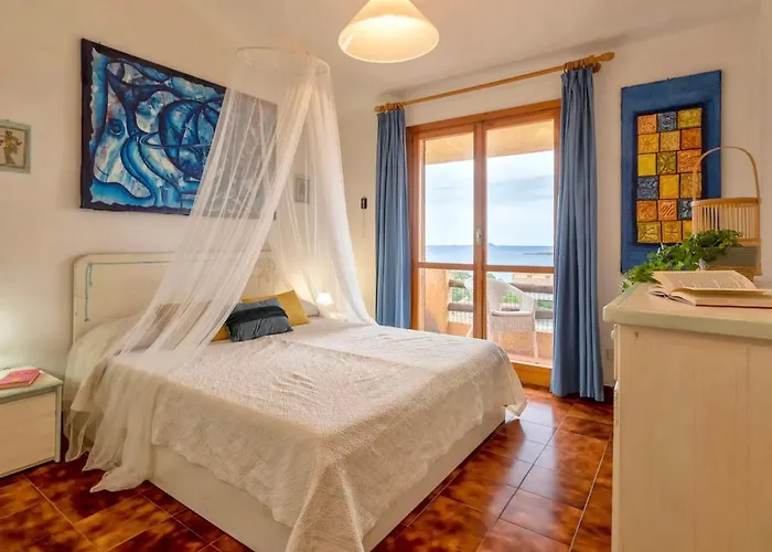 Apartmanhotel Marineledda In Golfo Di With Sea View 3*