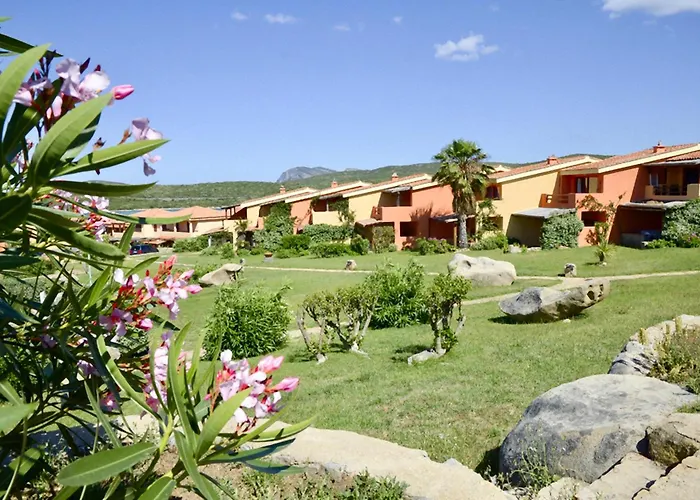 Marineledda In Golfo Di With Sea View Apartmanhotel 3*